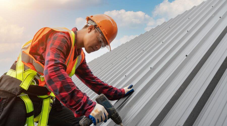 Owens Corning roofing contractor in Hicksville, OH